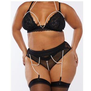 Savage Fenty Pearl Cupless Bra and Garter Set